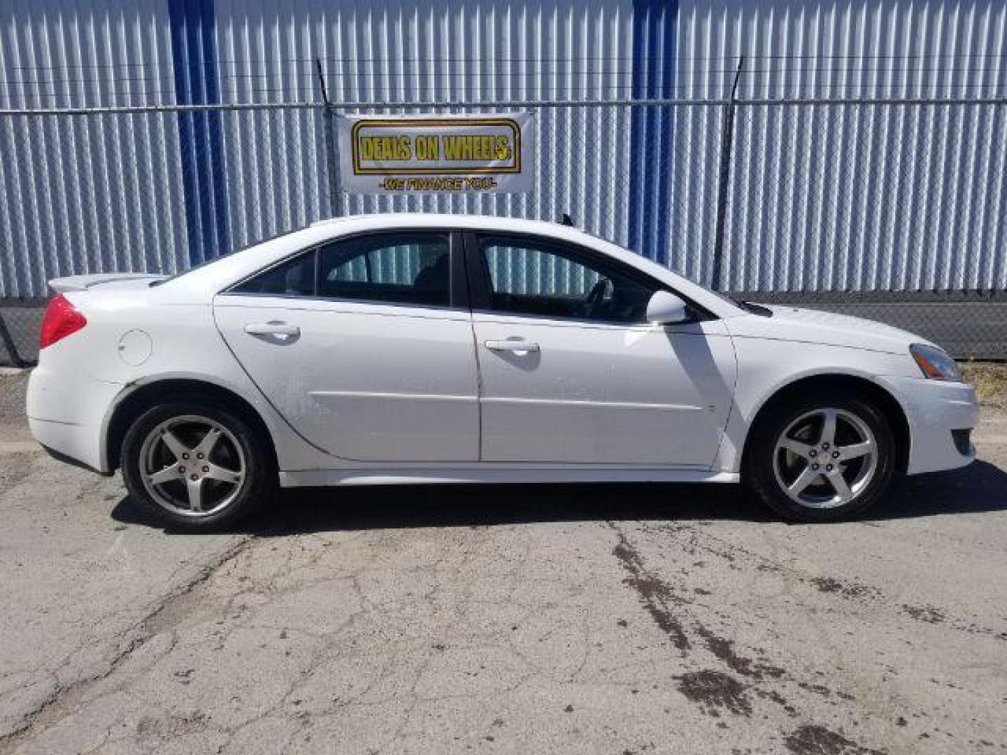 2009 Pontiac G6 Sedan (1G2ZJ57K894) with an 3.5L V6 OHV 12V engine, 4-Speed Automatic transmission, located at 4801 10th Ave S,, Great Falls, MT, 59405, 0.000000, 0.000000 - Photo#5