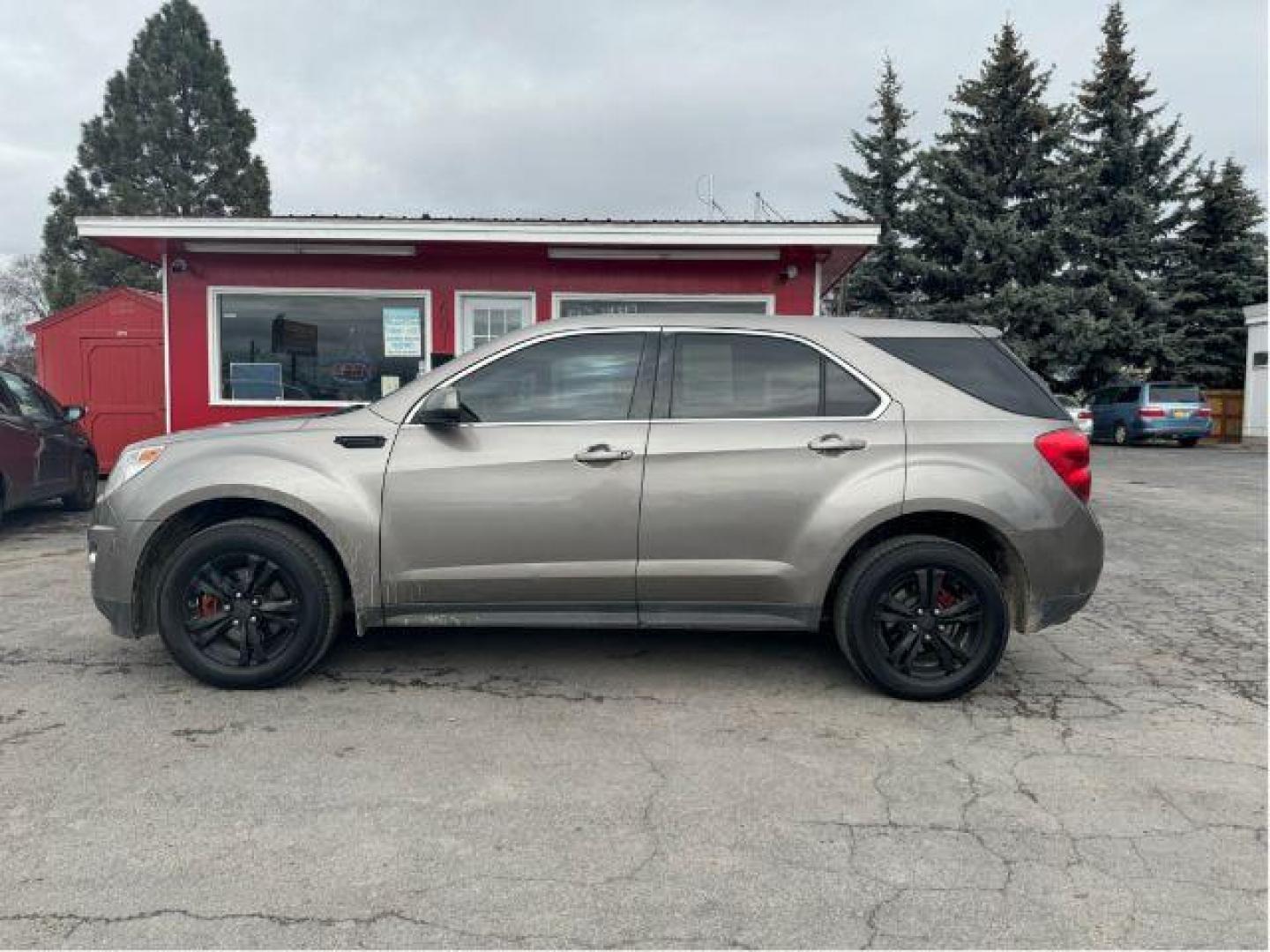 2010 Chevrolet Equinox LT2 FWD (2CNFLNEW0A6) with an 2.4L L4 DOHC 16V engine, 6-Speed Automatic transmission, located at 601 E. Idaho St., Kalispell, MT, 59901, 0.000000, 0.000000 - Photo#1