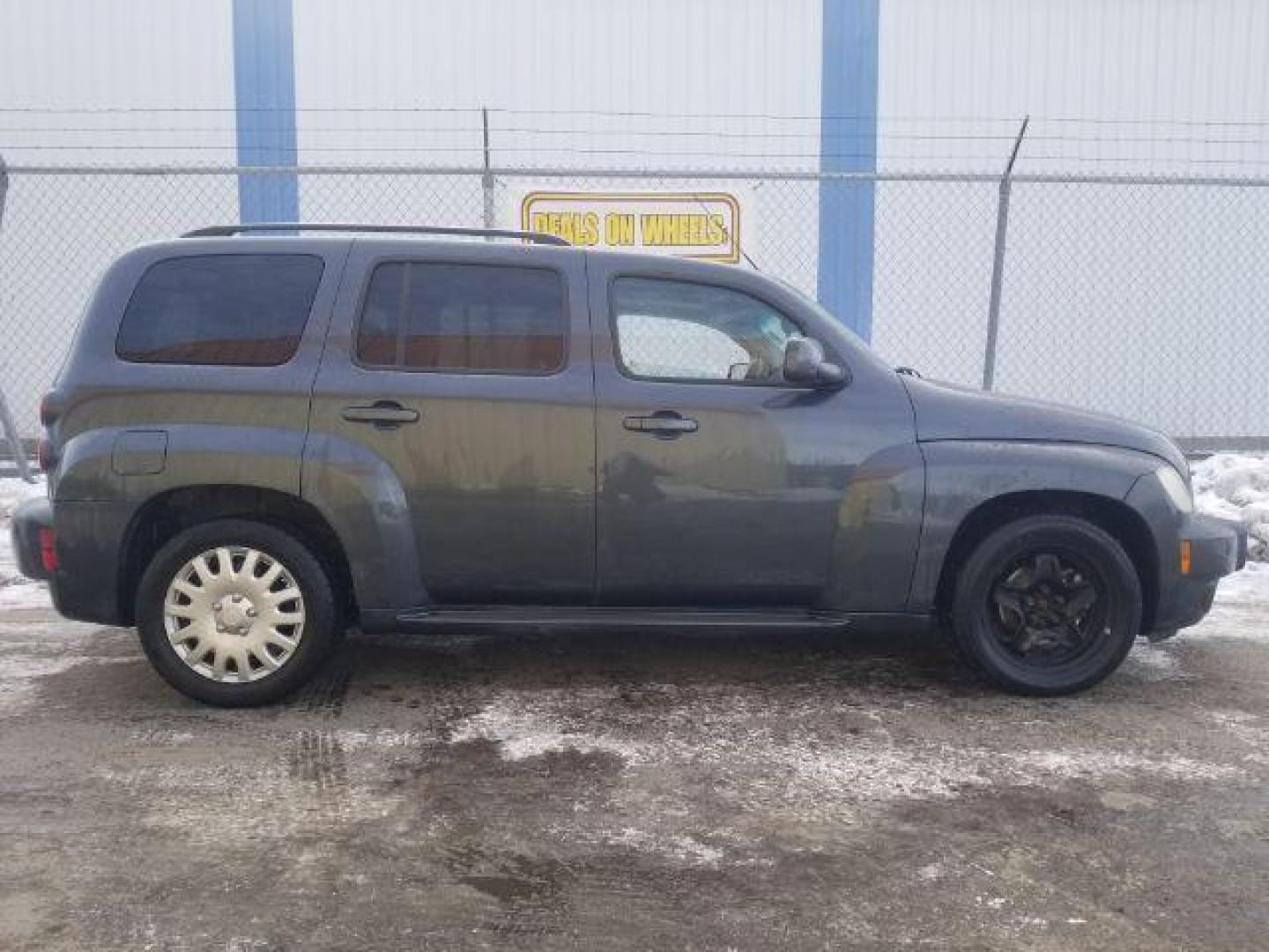 2010 Chevrolet HHR LT1 (3GNBABDB2AS) with an 2.2L L4 DOHC 16V FFV engine, 4-Speed Automatic transmission, located at 4801 10th Ave S,, Great Falls, MT, 59405, 0.000000, 0.000000 - Photo#3