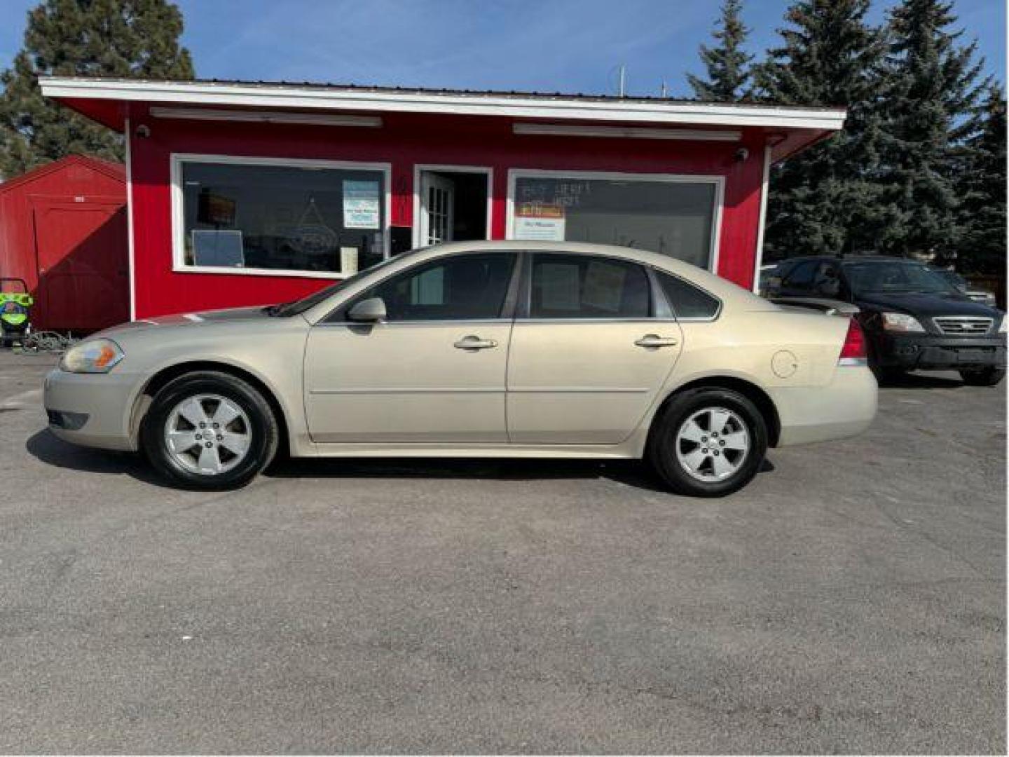 2010 Chevrolet Impala LT (2G1WB5ENXA1) with an 3.5L V6 OHV 12V engine, 4-Speed Automatic transmission, located at 601 E. Idaho St., Kalispell, MT, 59901, 0.000000, 0.000000 - Photo#1