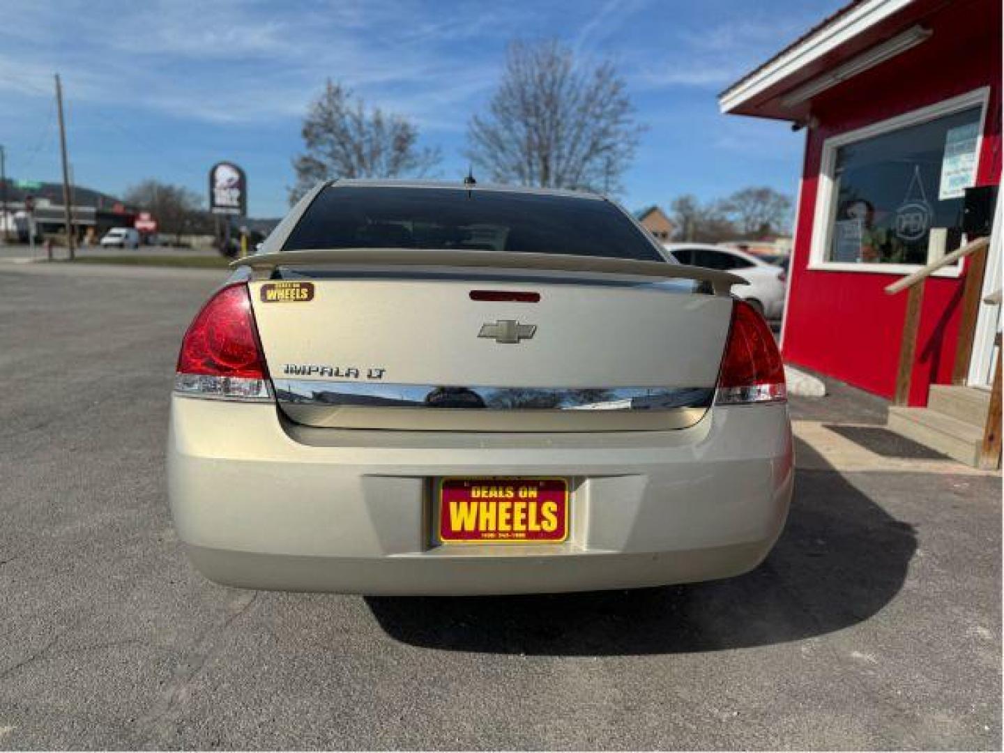 2010 Chevrolet Impala LT (2G1WB5ENXA1) with an 3.5L V6 OHV 12V engine, 4-Speed Automatic transmission, located at 601 E. Idaho St., Kalispell, MT, 59901, 0.000000, 0.000000 - Photo#3