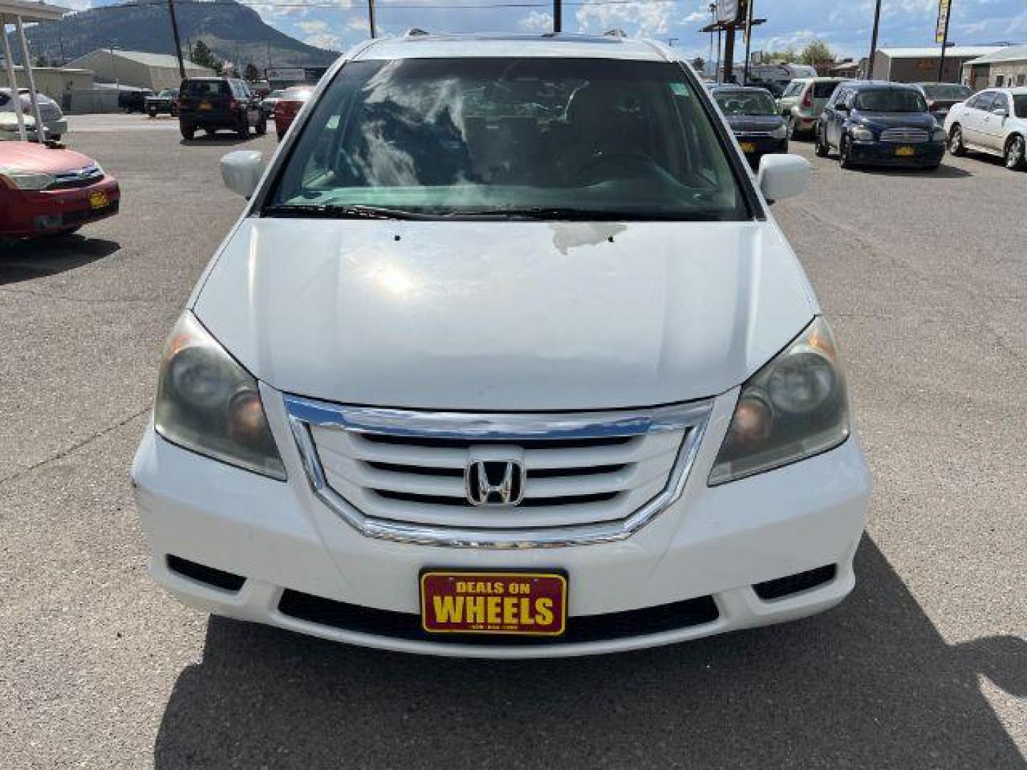 2010 Honda Odyssey EX-L w/ DVD and Navi (5FNRL3H74AB) with an 3.5L V6 SOHC 24V engine, 5-Speed Automatic transmission, located at 1821 N Montana Ave., Helena, MT, 59601, 0.000000, 0.000000 - Photo#1