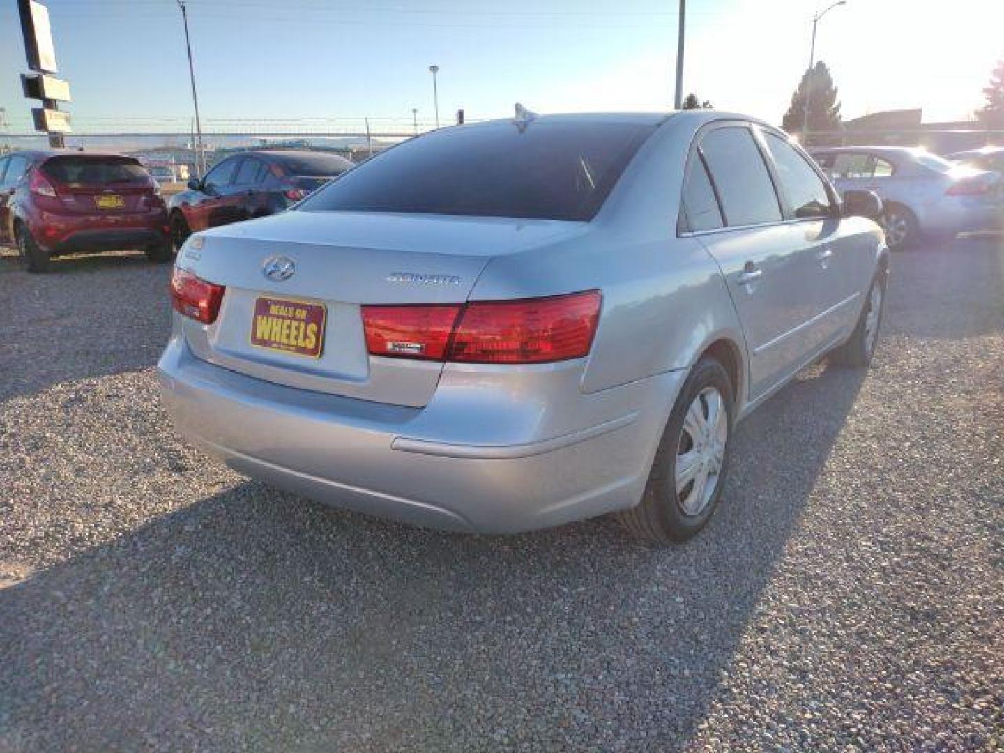 2010 Hyundai Sonata GLS (5NPET4AC2AH) with an 2.4L L4 DOHC 16V engine, located at 4801 10th Ave S,, Great Falls, MT, 59405, 0.000000, 0.000000 - Photo#4