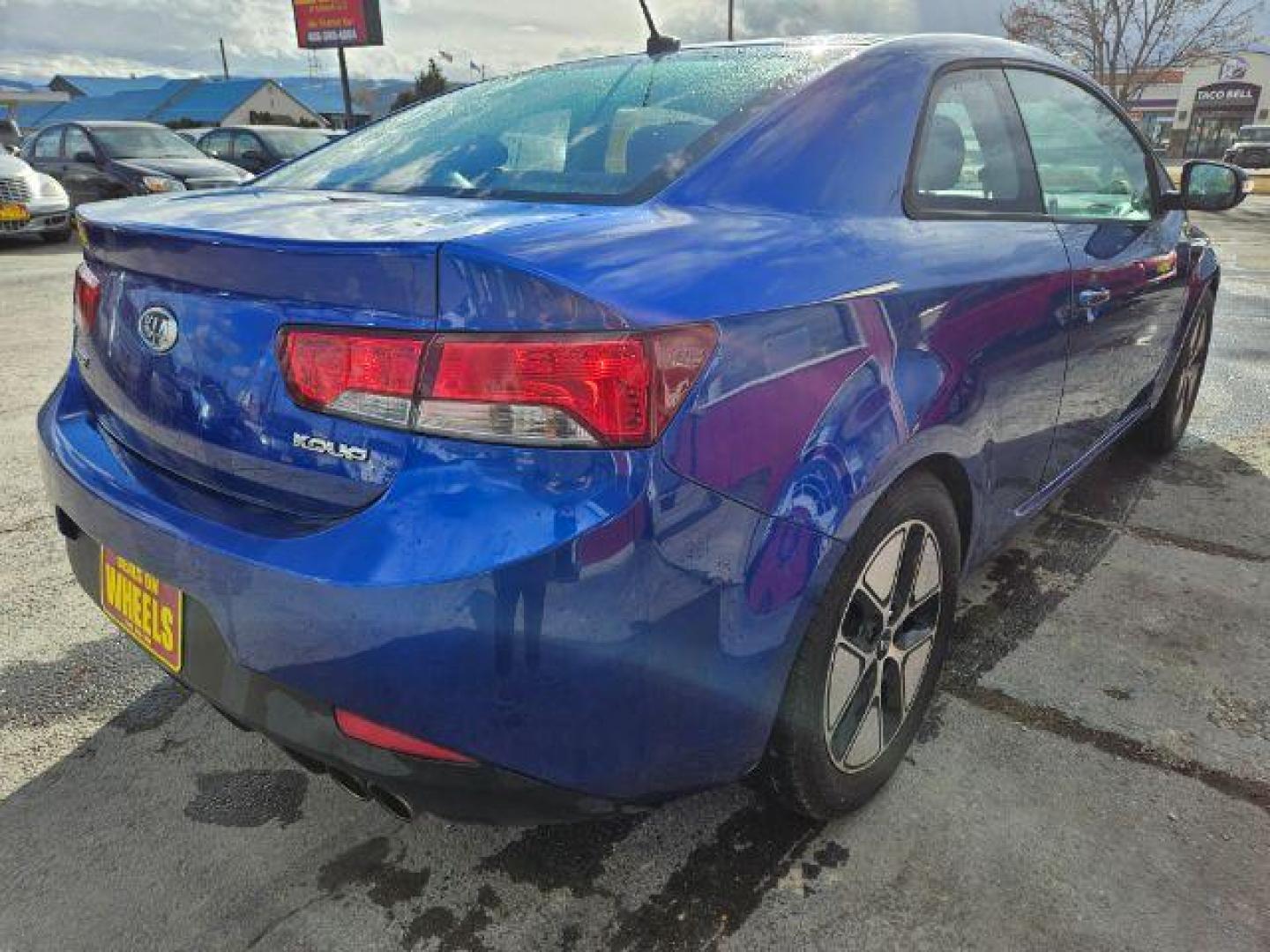 2010 Kia Forte Koup EX (KNAFU6A29A5) with an 2.0L L4 DOHC 16V engine, located at 601 E. Idaho St., Kalispell, MT, 59901, 0.000000, 0.000000 - Photo#3