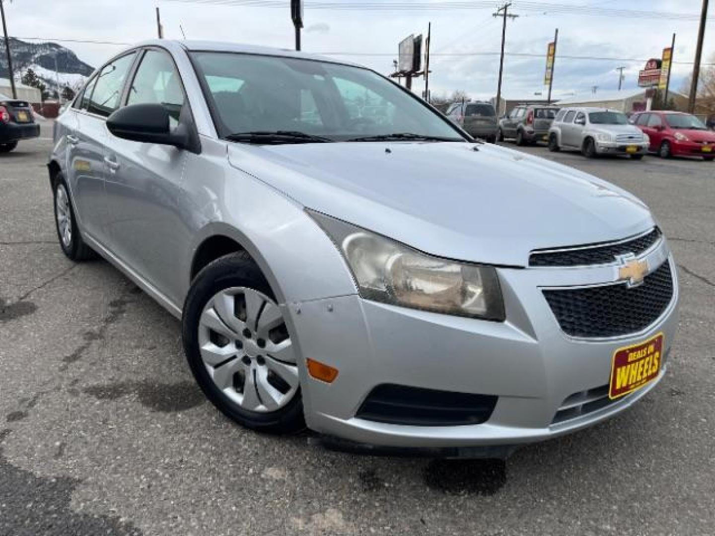 2011 Chevrolet Cruze 2LS (1G1PC5SHXB7) with an 1.8L L4 DOHC 16V FFV engine, 6-Speed Automatic transmission, located at 1821 N Montana Ave., Helena, MT, 59601, 0.000000, 0.000000 - Photo#1