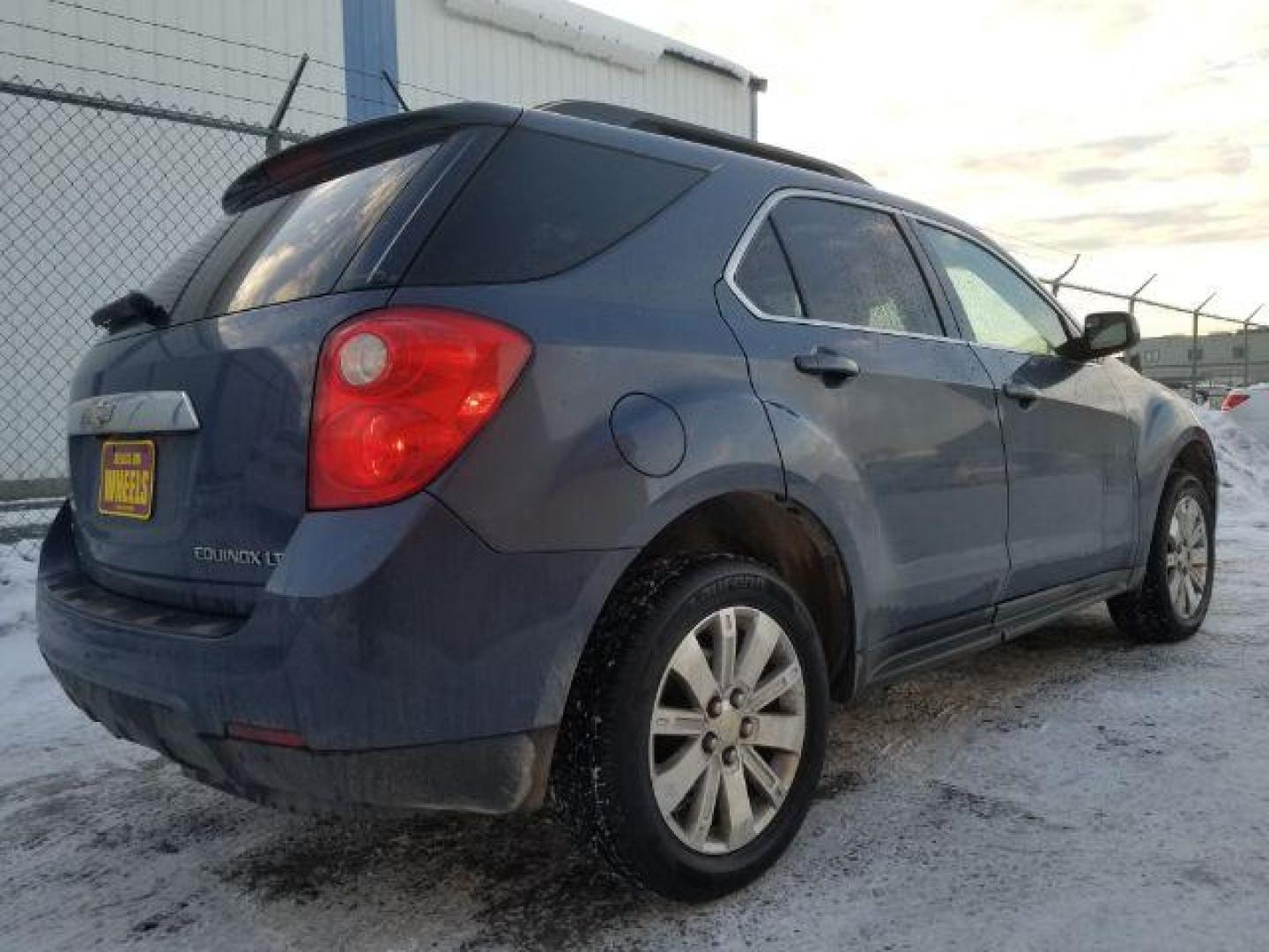 2011 Chevrolet Equinox 2LT AWD (2CNFLNEC0B6) with an 2.4L L4 DOHC 16V engine, 6-Speed Automatic transmission, located at 1800 West Broadway, Missoula, 59808, (406) 543-1986, 46.881348, -114.023628 - Photo#4