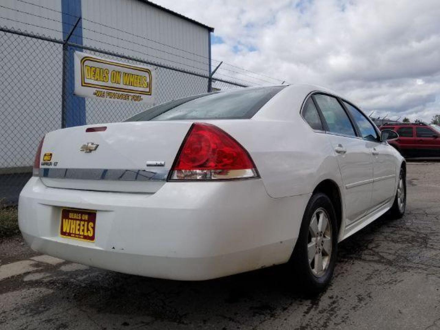 2011 Chevrolet Impala LT (2G1WG5EK4B1) with an 3.5L V6 OHV 16V FFV engine, 4-Speed Automatic transmission, located at 4801 10th Ave S,, Great Falls, MT, 59405, 0.000000, 0.000000 - Photo#4