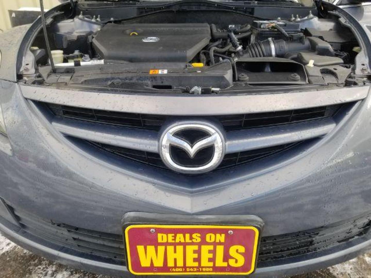 2011 Mazda Mazda6 I Touring (1YVHZ8BH5B5) with an 2.5L L4 DOHC 16V engine, located at 4801 10th Ave S,, Great Falls, MT, 59405, 0.000000, 0.000000 - Photo#13