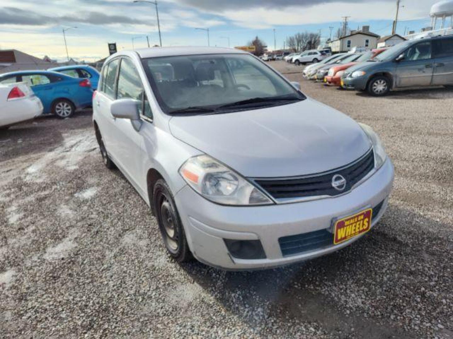 2011 Nissan Versa 1.8 SL Hatchback (3N1BC1CP9BL) with an 1.8L L4 DOHC 16V engine, 6 Speed Manual Trans transmission, located at 4801 10th Ave S,, Great Falls, MT, 59405, 0.000000, 0.000000 - Photo#6