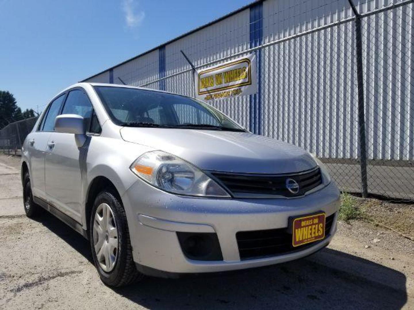 2011 Nissan Versa 1.8 S Sedan (3N1BC1AP7BL) with an 1.8L L4 DOHC 16V engine, located at 601 E. Idaho St., Kalispell, MT, 59901, 0.000000, 0.000000 - Photo#6