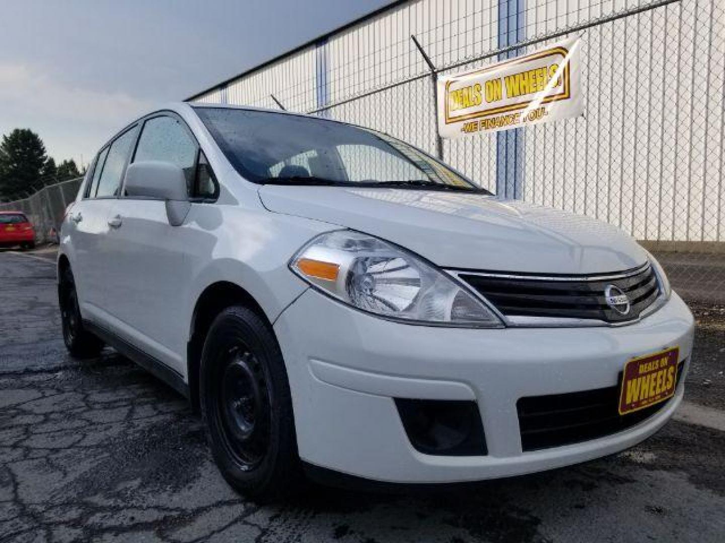 2011 Nissan Versa 1.8 SL Hatchback (3N1BC1CP2BL) with an 1.8L L4 DOHC 16V engine, Continuously Variable Transmission transmission, located at 1800 West Broadway, Missoula, 59808, (406) 543-1986, 46.881348, -114.023628 - Photo#6