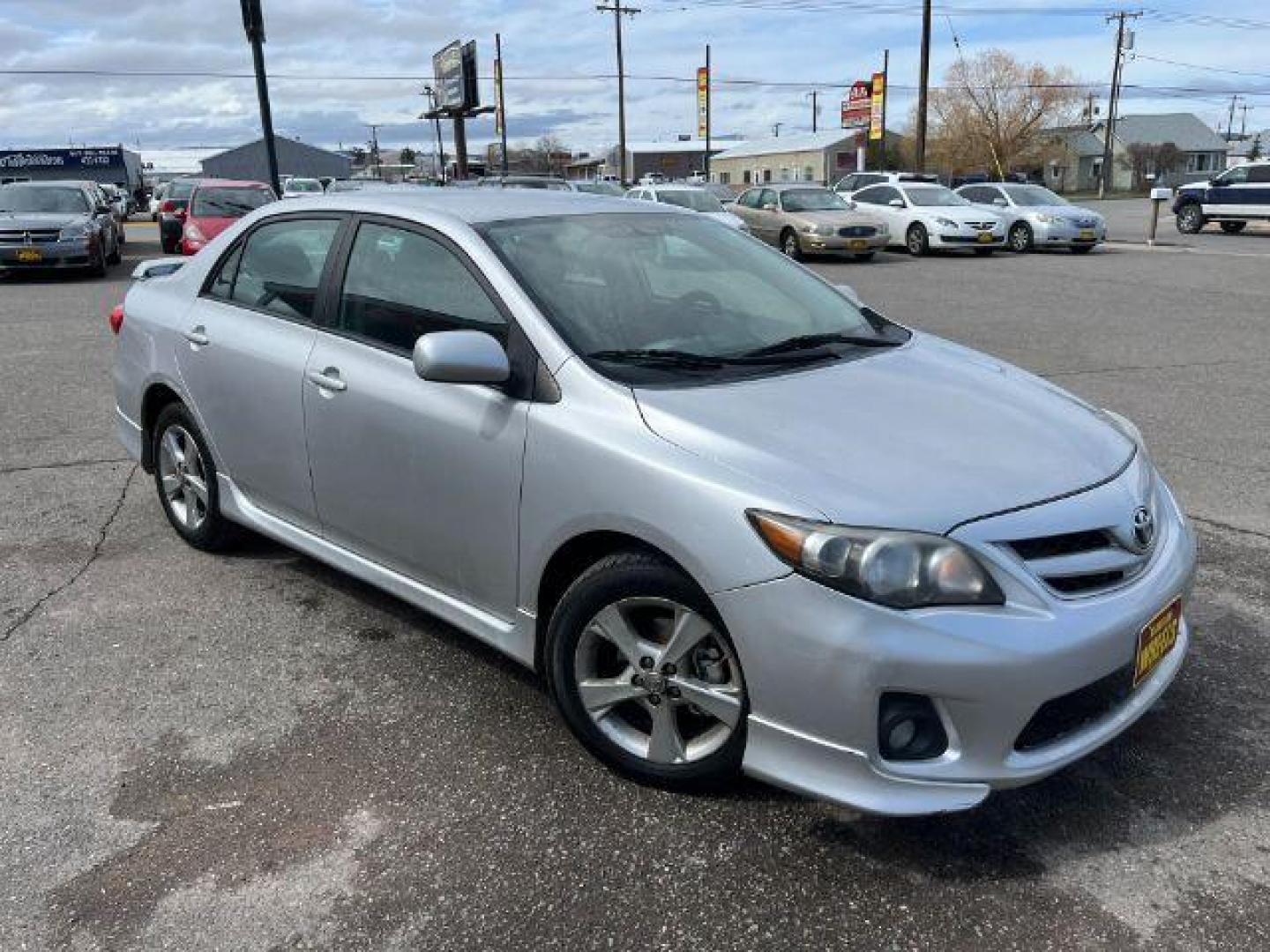 2011 Classic Silver Metallic Toyota Corolla S 4-Speed AT (2T1BU4EE1BC) with an 1.8L L4 DOHC 16V engine, 4-Speed Automatic transmission, located at 1821 N Montana Ave., Helena, MT, 59601, 0.000000, 0.000000 - Photo#2