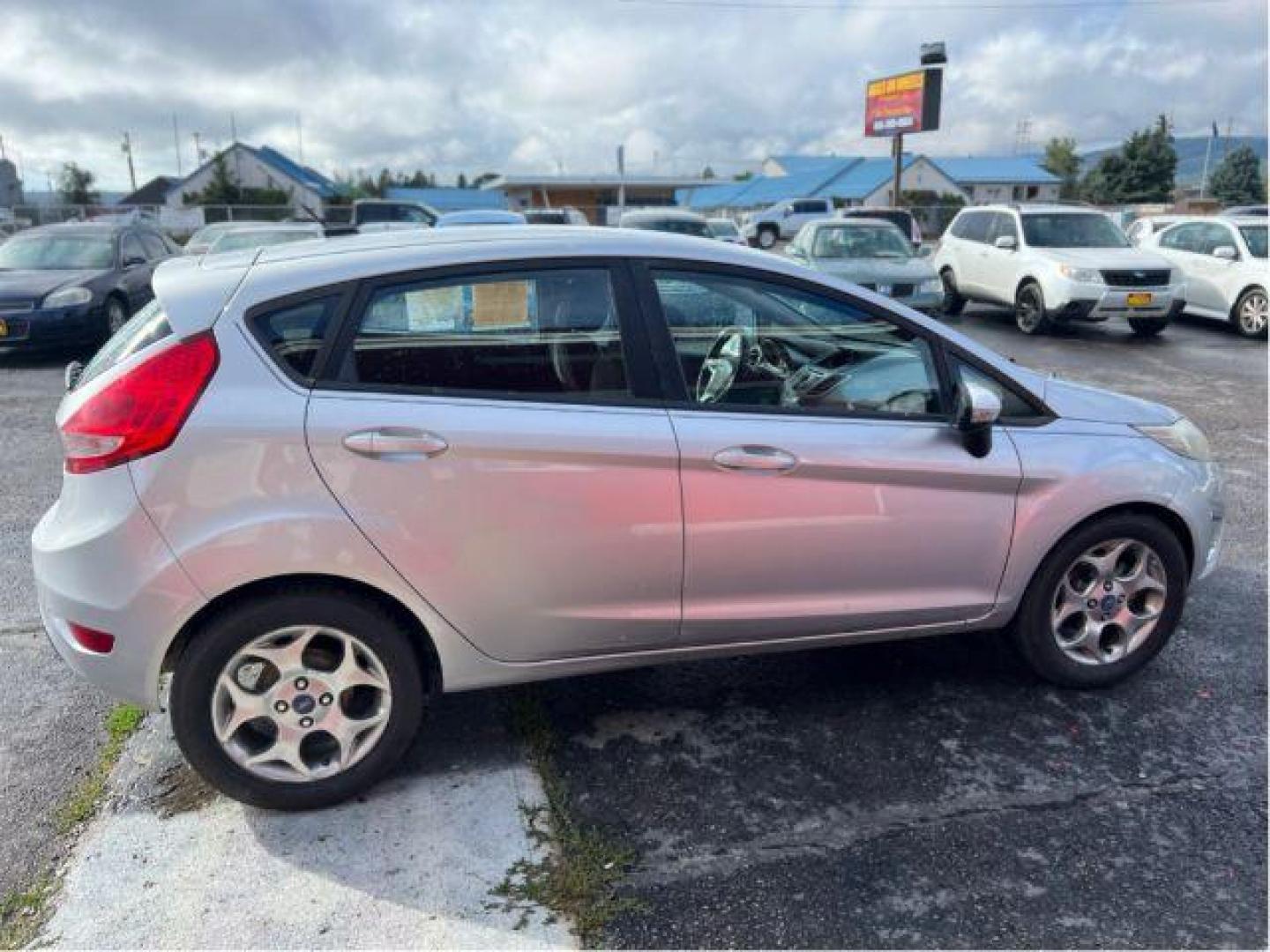 2012 Ford Fiesta SES Hatchback (3FADP4FJ5CM) with an 1.6L L4 DOHC 16V engine, located at 601 E. Idaho St., Kalispell, MT, 59901, 0.000000, 0.000000 - Photo#5