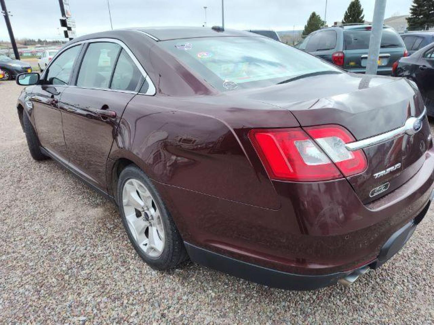 2012 Ford Taurus SEL FWD (1FAHP2EWXCG) with an 3.5L V6 DOHC 24V engine, 6-Speed Automatic transmission, located at 4801 10th Ave S,, Great Falls, MT, 59405, 0.000000, 0.000000 - Photo#2