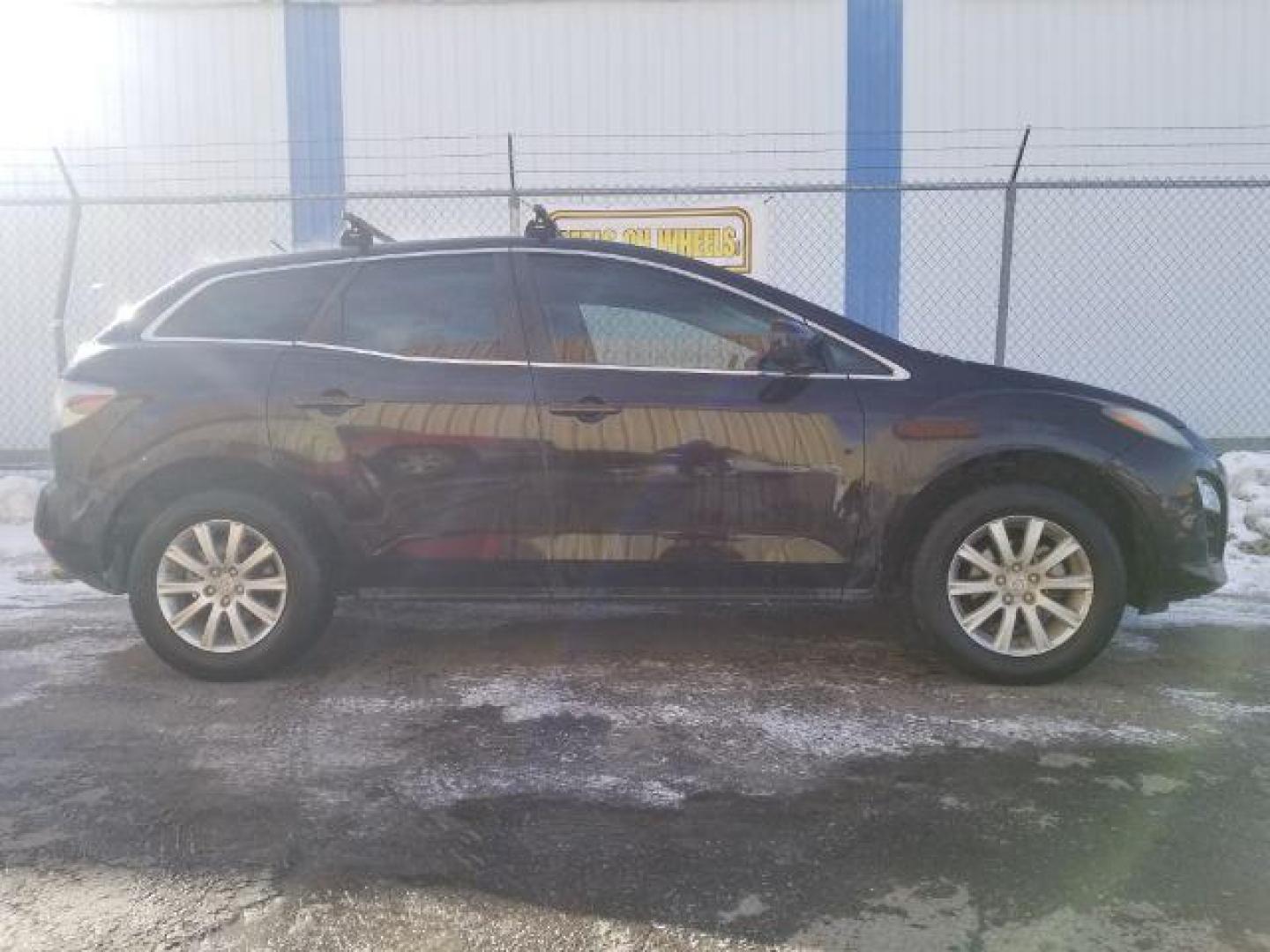 2012 Mazda CX-7 i Sport (JM3ER2BM2C0) with an 2.5L L4 DOHC 16V engine, 5-Speed Automatic transmission, located at 4801 10th Ave S,, Great Falls, MT, 59405, 0.000000, 0.000000 - Photo#3