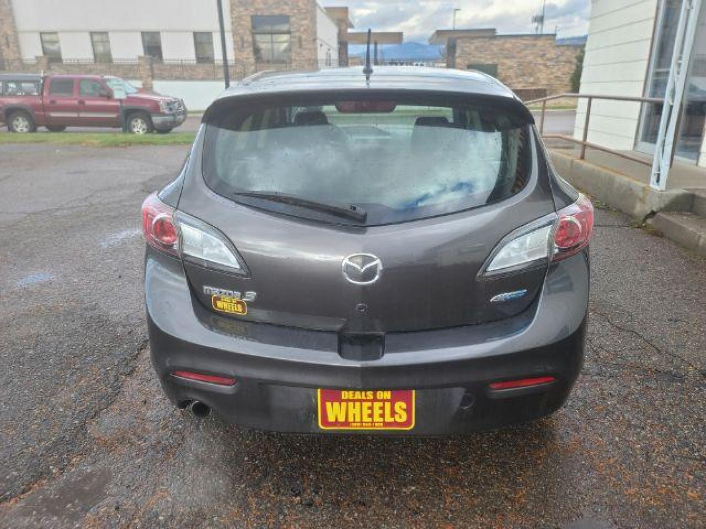 2012 Mazda MAZDA3 I Touring 5-Door (JM1BL1L89C1) with an 2.0L L4 DOHC 16V engine, located at 1800 West Broadway, Missoula, 59808, (406) 543-1986, 46.881348, -114.023628 - Photo#4