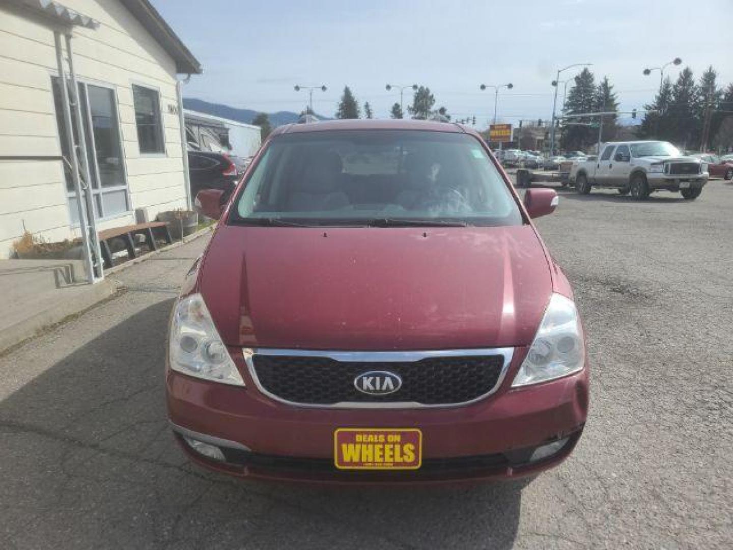 2014 Kia Sedona LX LWB (KNDMG4C78E6) with an 3.8L V6 DOHC 24V engine, 5-Speed Automatic transmission, located at 1800 West Broadway, Missoula, 59808, (406) 543-1986, 46.881348, -114.023628 - Photo#1