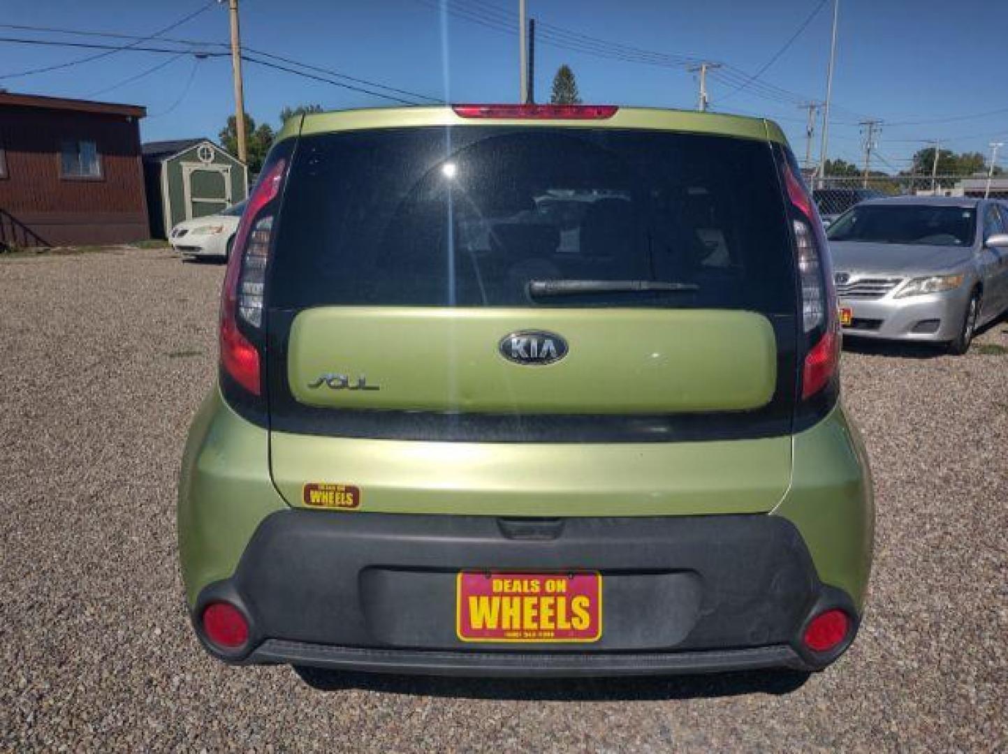 2014 Kia Soul Base (KNDJN2A23E7) with an 1.6L L4 DOHC 16V engine, located at 4801 10th Ave S,, Great Falls, MT, 59405, 0.000000, 0.000000 - Photo#3