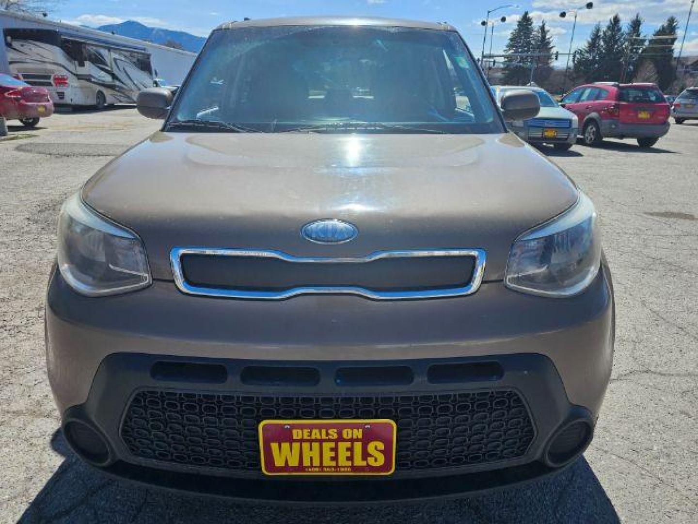 2014 Kia Soul Base (KNDJN2A25E7) with an 1.6L L4 DOHC 16V engine, located at 1800 West Broadway, Missoula, 59808, (406) 543-1986, 46.881348, -114.023628 - Photo#1