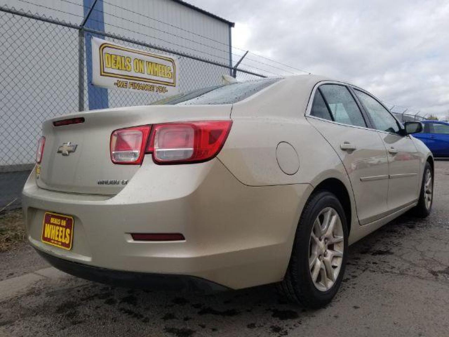 2015 Chevrolet Malibu 1LT (1G11C5SL4FF) with an 2.5L L4 DOHC 16V engine, 6-Speed Automatic transmission, located at 4801 10th Ave S,, Great Falls, MT, 59405, 0.000000, 0.000000 - Photo#4