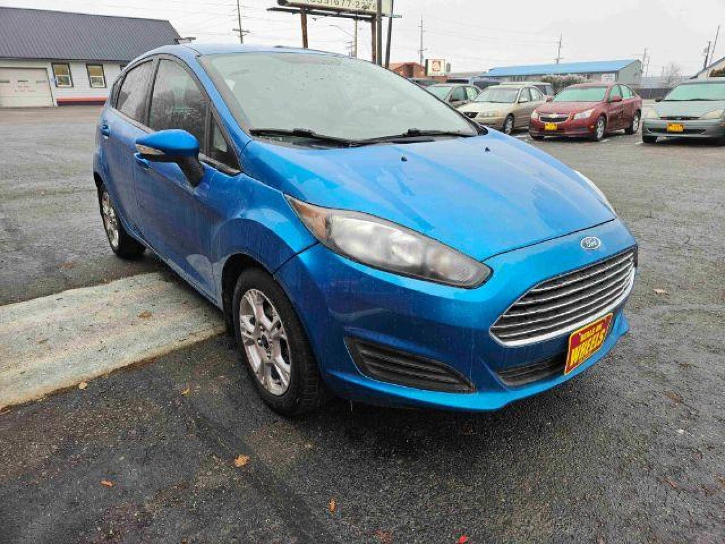 2015 Ford Fiesta SE Hatchback (3FADP4EJ6FM) with an 1.6L L4 DOHC 16V engine, located at 601 E. Idaho St., Kalispell, MT, 59901, 0.000000, 0.000000 - Photo#6