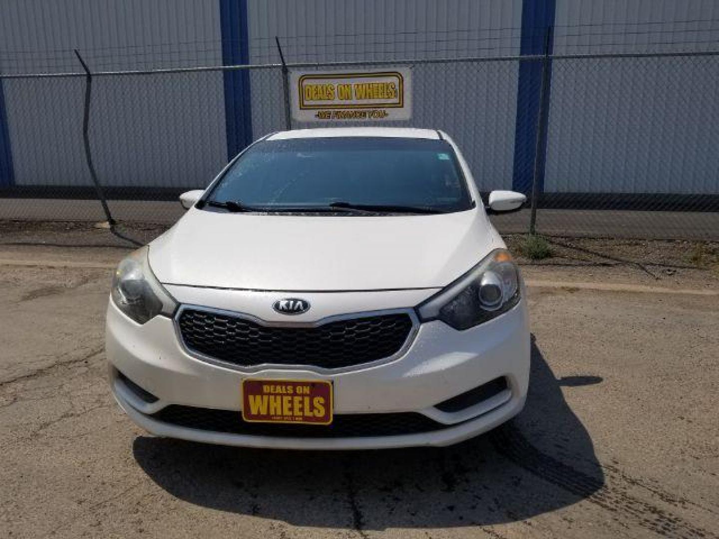 2015 Kia Forte EX (KNAFX4A69F5) with an 1.8L L4 DOHC 16V engine, 6-Speed Automatic transmission, located at 601 E. Idaho St., Kalispell, MT, 59901, 0.000000, 0.000000 - Photo#1