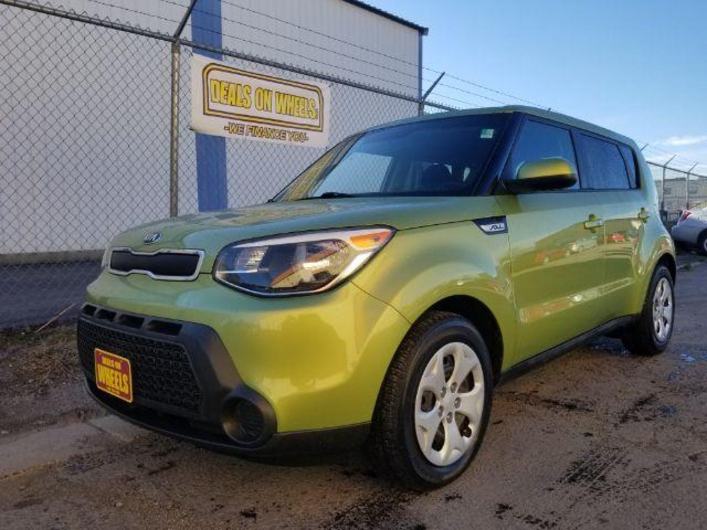 2015 Kia Soul Base (KNDJN2A26F7) with an 1.6L L4 DOHC 16V engine, located at 4801 10th Ave S,, Great Falls, MT, 59405, 0.000000, 0.000000 - Photo#0