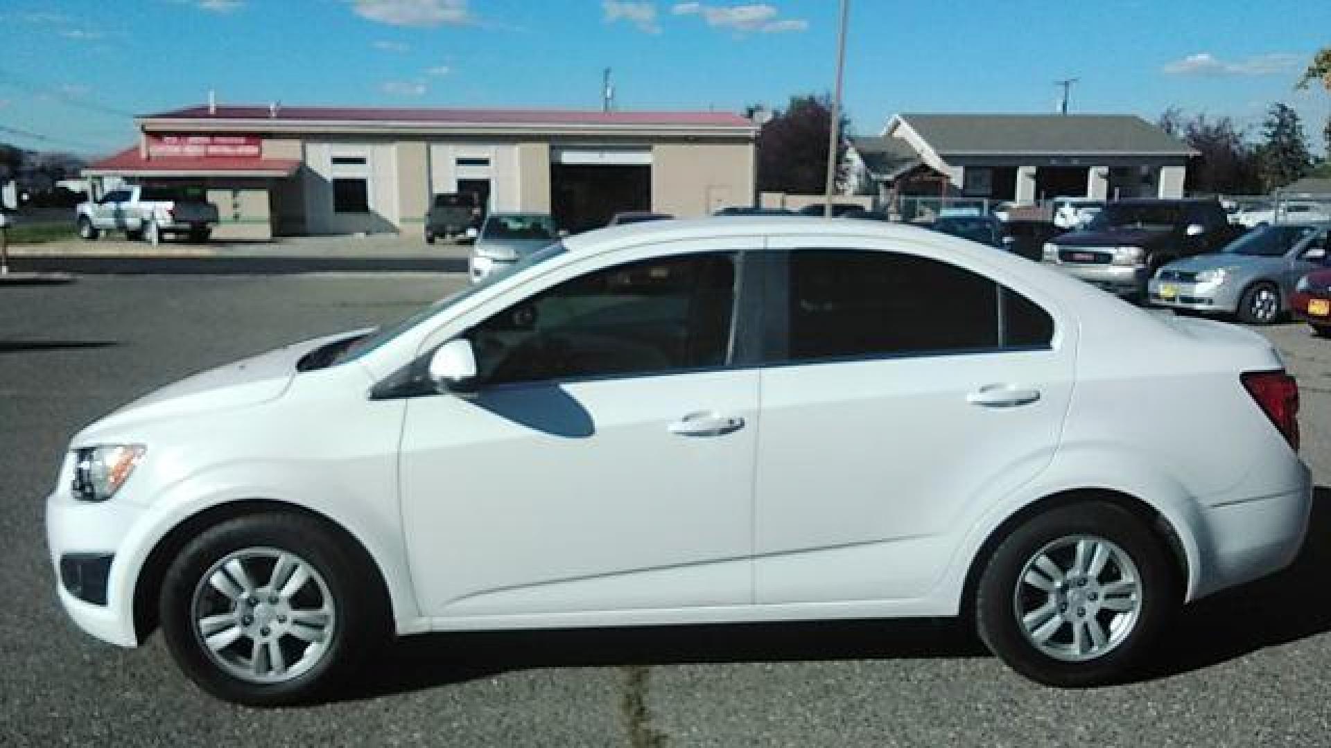 2016 Chevrolet Sonic LT Auto Sedan (1G1JC5SG6G4) with an 1.8L L4 DOHC 24V engine, 6-Speed Automatic transmission, located at 1821 N Montana Ave., Helena, MT, 59601, 0.000000, 0.000000 - Photo#17