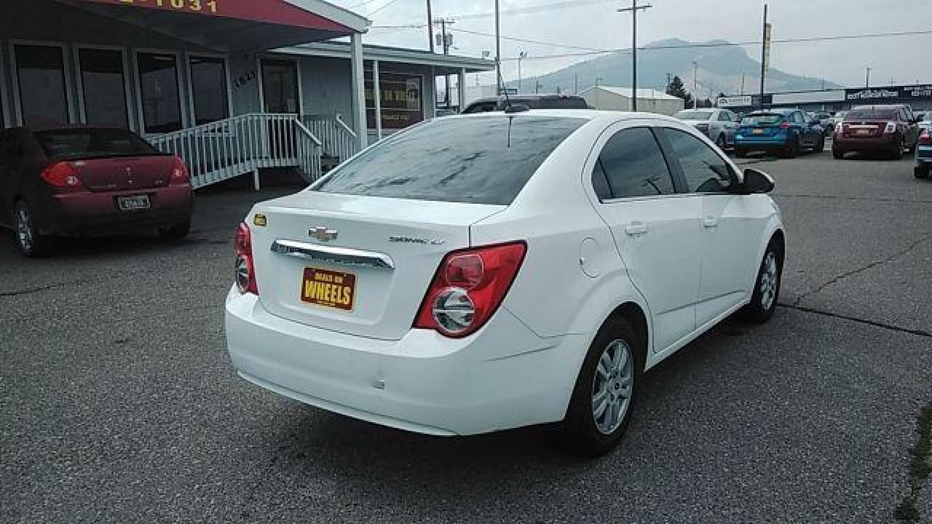 2016 Chevrolet Sonic LT Auto Sedan (1G1JC5SG6G4) with an 1.8L L4 DOHC 24V engine, 6-Speed Automatic transmission, located at 1821 N Montana Ave., Helena, MT, 59601, 0.000000, 0.000000 - Photo#4