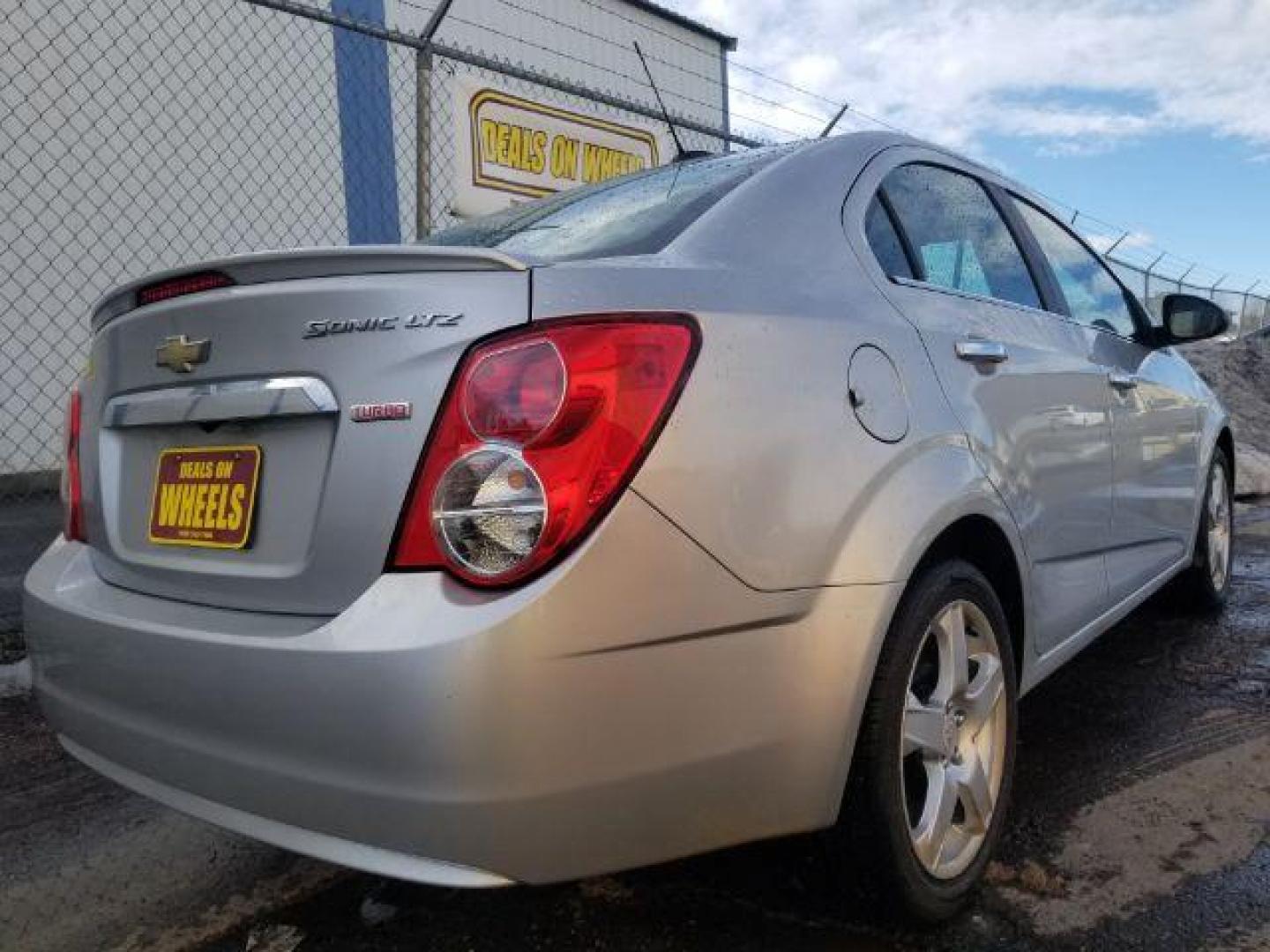 2016 Chevrolet Sonic LTZ Auto (1G1JE5SB0G4) , located at 1800 West Broadway, Missoula, 59808, (406) 543-1986, 46.881348, -114.023628 - Photo#4